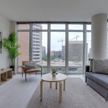 Wonderful 2Br Apartment At Crystal City أرلنغتون المظهر الخارجي الصورة