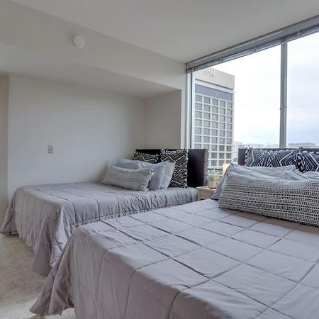 Wonderful 2Br Apartment At Crystal City أرلنغتون المظهر الخارجي الصورة