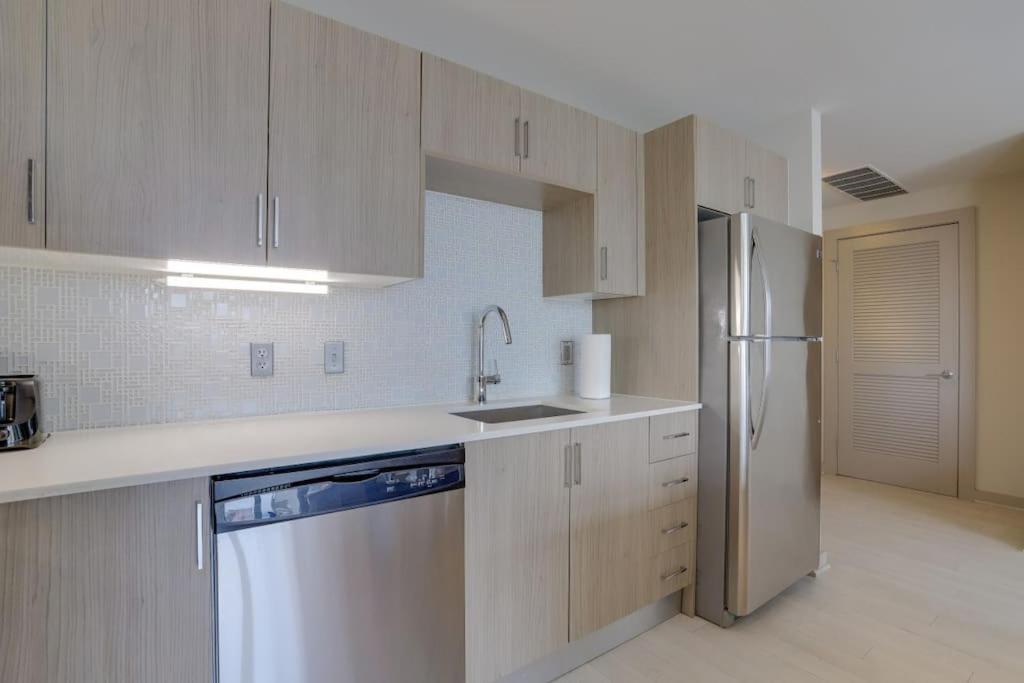 Wonderful 2Br Apartment At Crystal City أرلنغتون المظهر الخارجي الصورة
