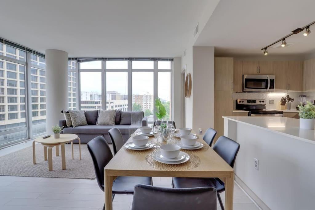 Wonderful 2Br Apartment At Crystal City أرلنغتون المظهر الخارجي الصورة