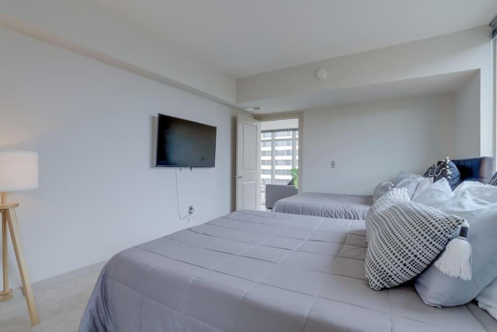Wonderful 2Br Apartment At Crystal City أرلنغتون المظهر الخارجي الصورة