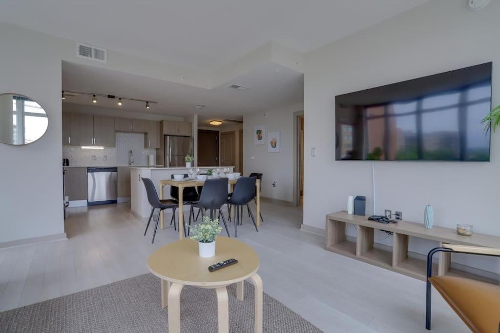 Wonderful 2Br Apartment At Crystal City أرلنغتون المظهر الخارجي الصورة